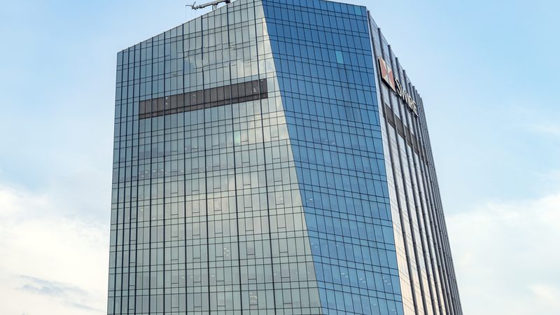 高层建筑玻璃幕墙参数规范：揭秘安全与美观的平衡之道